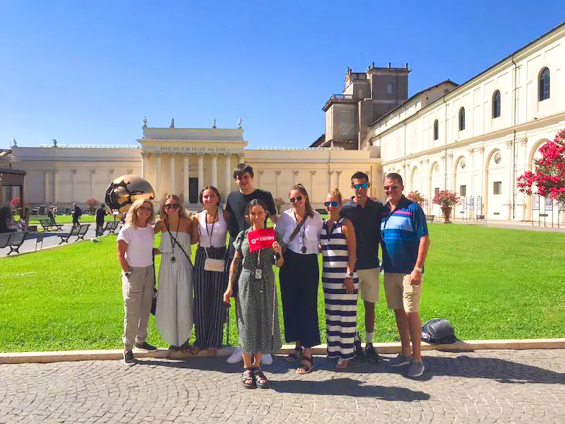 Private Vatican, Sistine Chapel, and St. Peter's Dome Climb Complete Tour