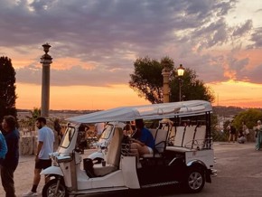 Rome Evening Private Tour by Tuk Tuk Night tour