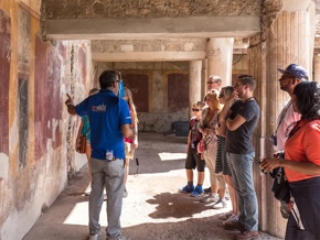 Pompeii, Amalfi Coast and Sorrento Full Day Tour from Rome