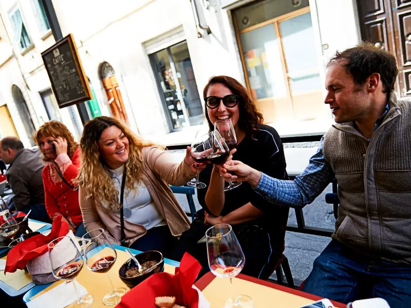 Authentic Florence Food and Wine Tour Through Oltrarno