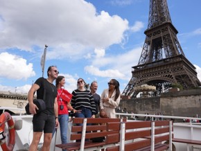 Eiffel Tower Tour with Summit Access and Seine River Cruise
