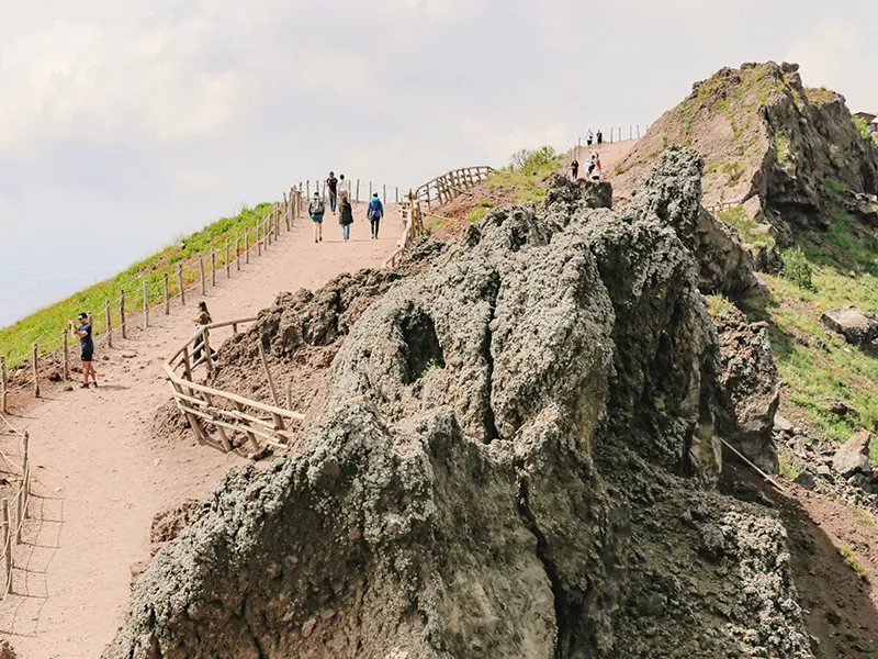 From Sorrento: Pompeii and Mt. Vesuvius Day Trip with Skip-the-Line Access 