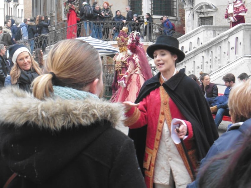 Theatrical Walking Show of Carnival & Venice’s Hidden Streets