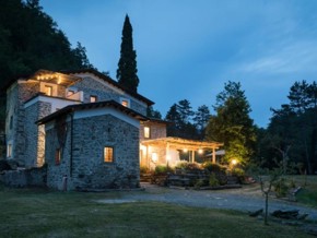 3-Day Tuscany Retreat: Wine, Cooking & Relaxation near La Spezia 3-Day Tuscany Retreat: Wine, Cooking & Relaxation near La Spezia