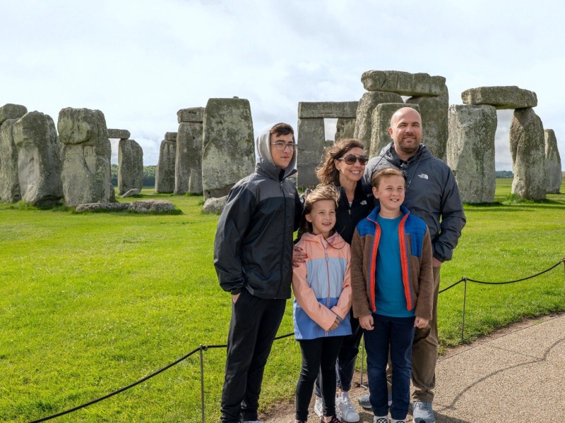Full-Day Stonehenge and Bath Tour from London