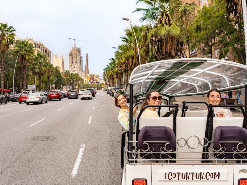 4-hour Private Tour of Barcelona by Electric Tuk Tuk