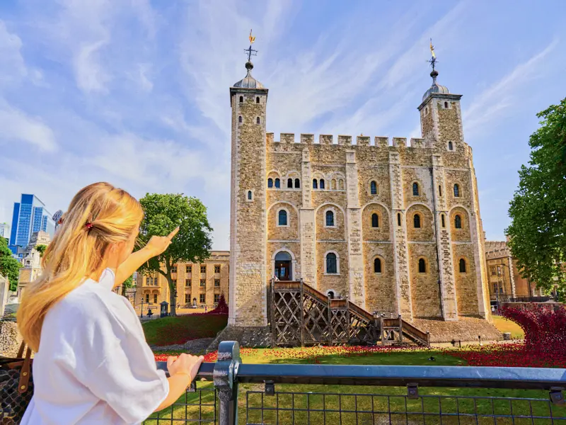 Express Tower of London Tour with Crown Jewels Access