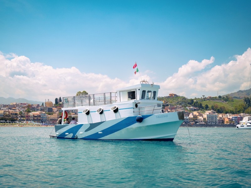 Half-Day Cruise to Isola Bella From Giardini Naxos with Snorkeling