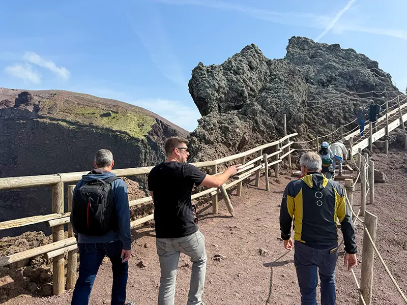 Pompeii & Mt. Vesuvius Crater Hike Day Trip with Lunch from Rome