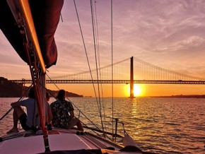 Lisbon Sunset Sailboat Tour in a Small Group
