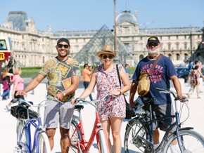 The Best of Paris: Small-Group E-Bike Tour 