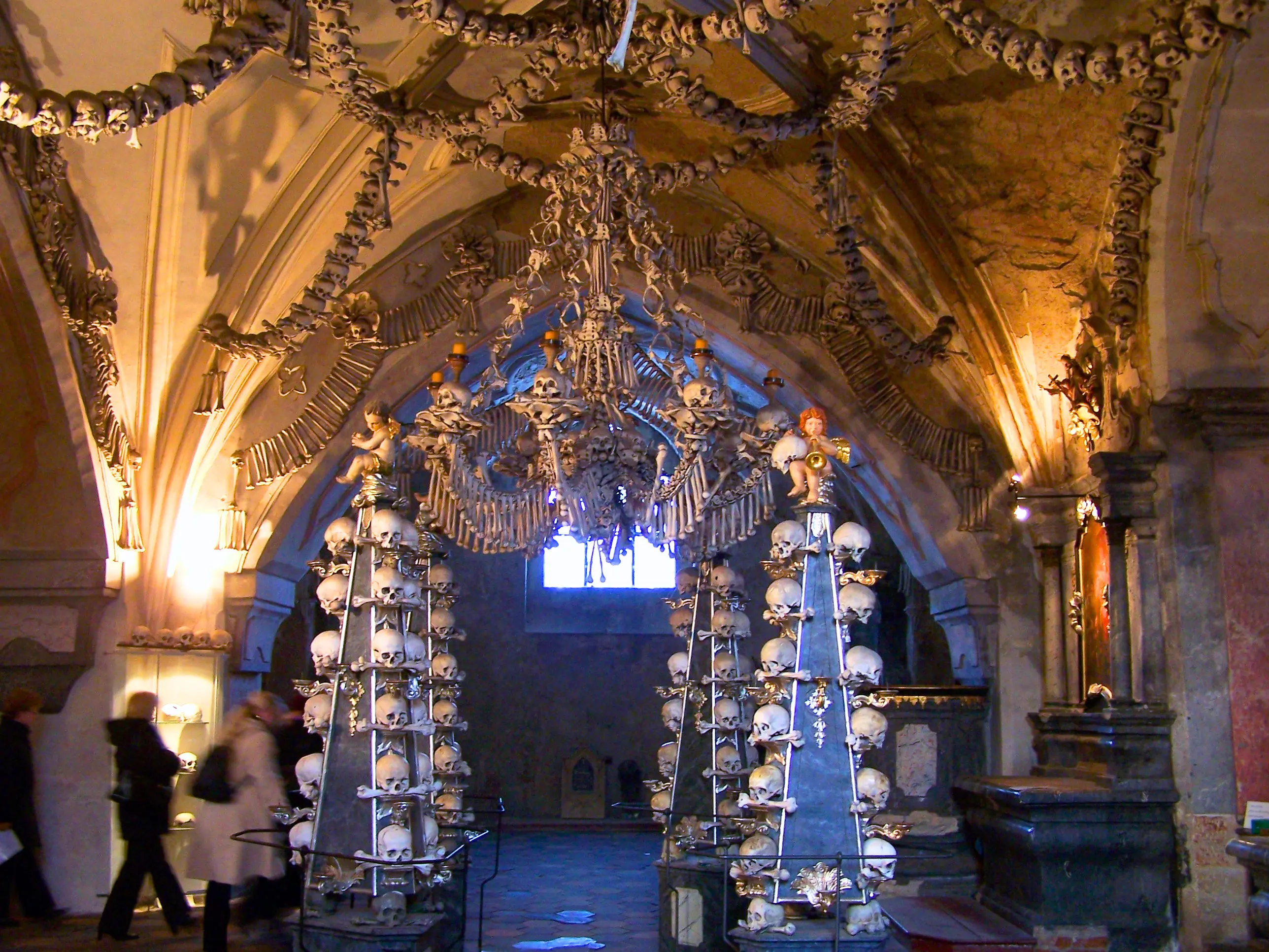 Prague to Kutná Hora Day Trip with Bone Church
