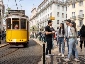 Lisbon Half-Day Tour: Old Town Walk, Helicopter Flight, and River Cruise