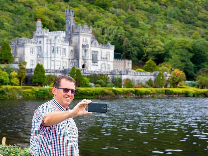 From Dublin: Connemara, Killary Fjord & Kylemore Abbey Day Trip
