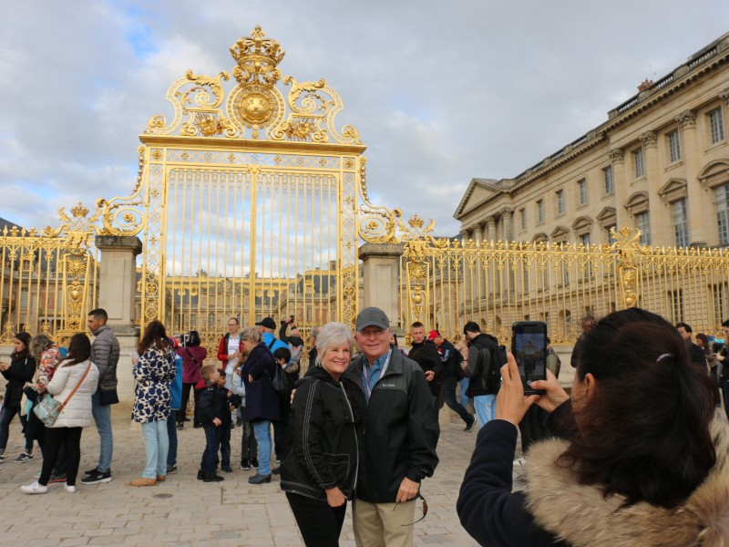 Private Golden Versailles Palace and Garden Tour