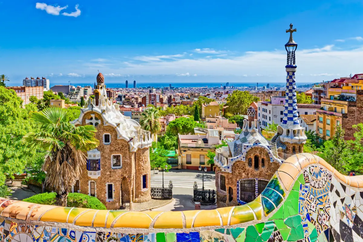 Exclusive Tour of Park Güell with Skip-the-Line Access