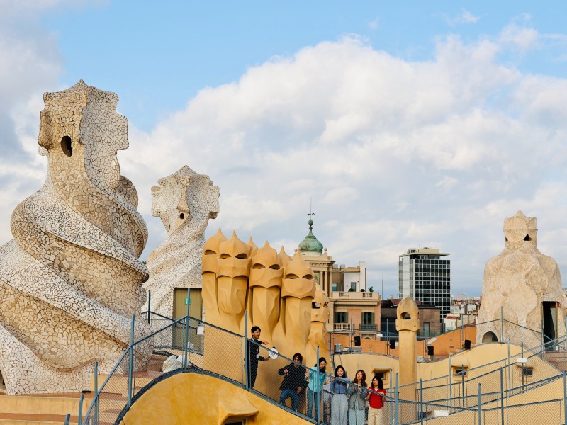 The 3 Gaudí Houses Guided Tour in Barcelona 