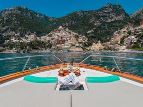 Capri Scenic Boat Tour in a Small Group