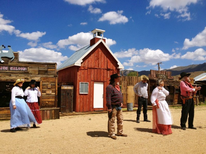 Arizona Ghost Towns and Wild West Cowboy Shootout Day Trip from Las Vegas