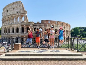 Colosseum and Roman Forum Treasure Hunt for Kids in Rome Colosseum and Roman Forum Treasure Hunt for Kids in Rome
