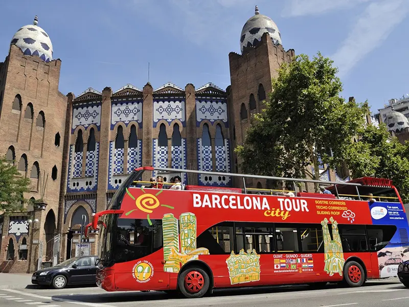 Barcelona: 24-Hour Hop-On Hop-Off Bus Tour with FC Barcelona Museum Entry