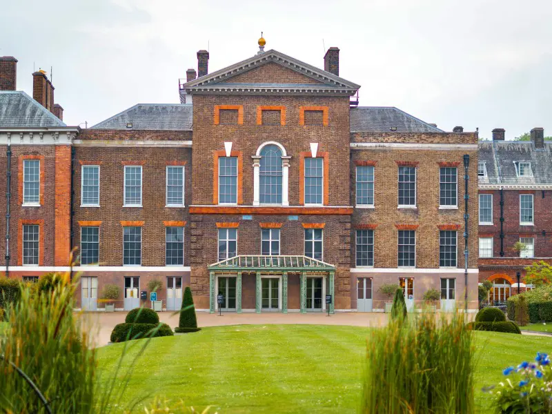 Kensington Palace Tickets & Royal Gardens Walking Tour