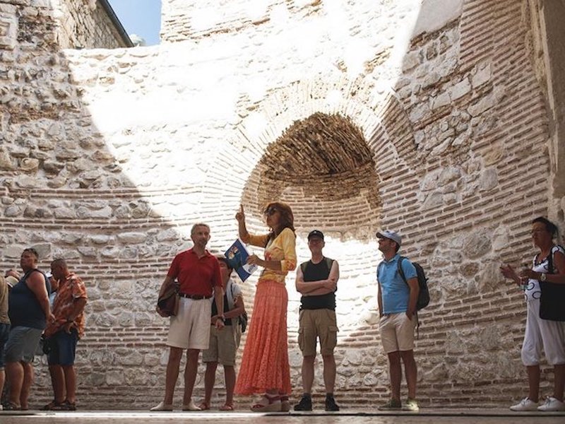 Diocletian's Palace and Historic Trogir Tour from Split