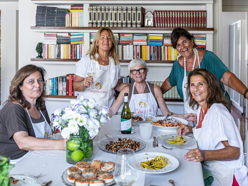 Social Pasta and Tiramisù Cooking & Dine with locals in Palermo